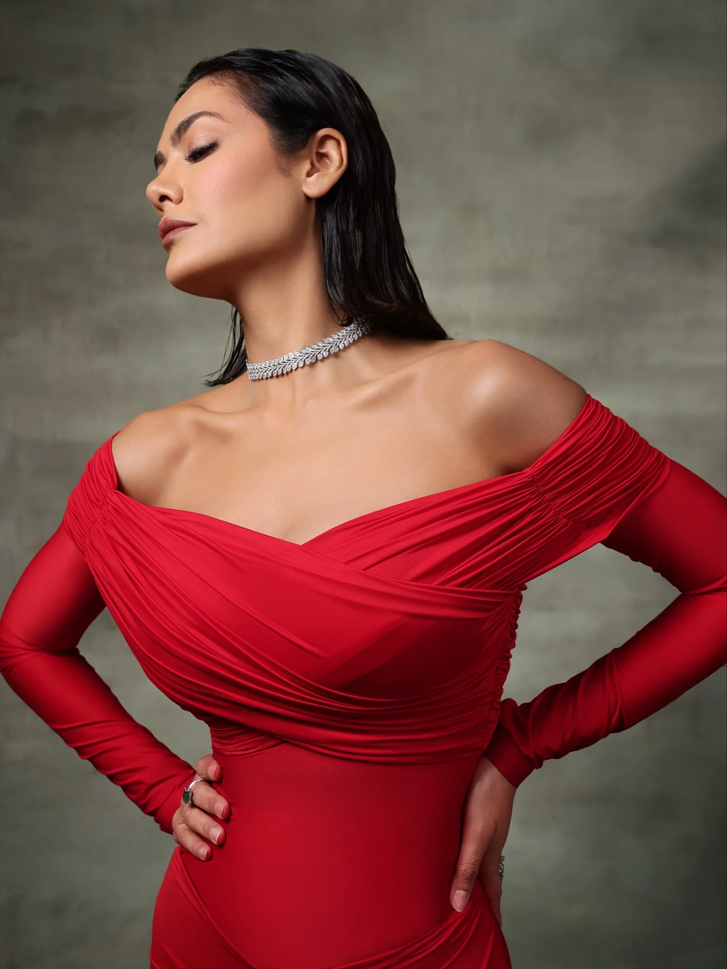 Baguette Emerald Ring - Image 5