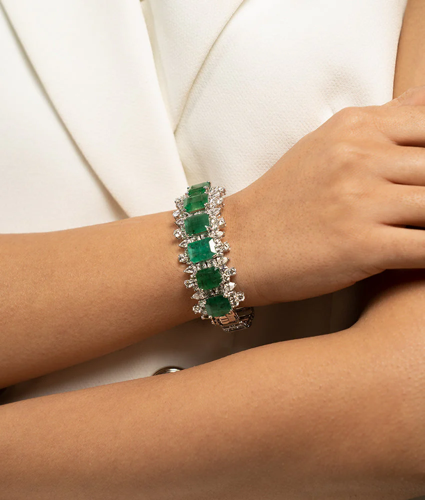 Emerald Estate Bracelet - Image 4