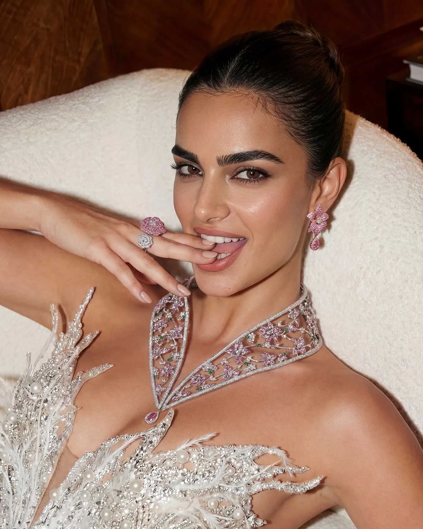 Flower Power Collar Necklace - Image 3