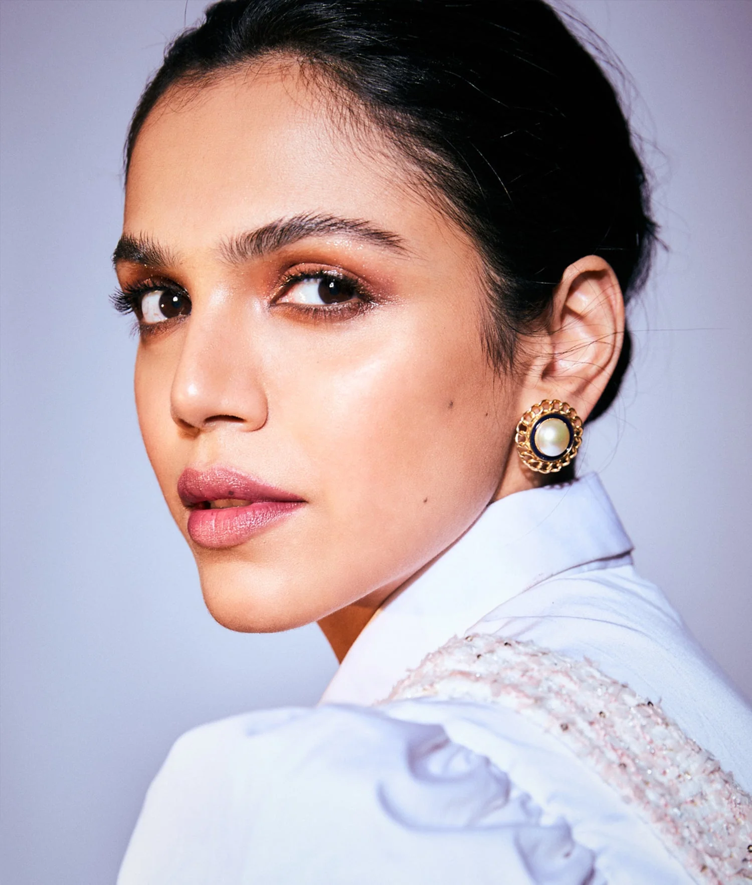 Pearls of Wisdom Earrings - Image 3